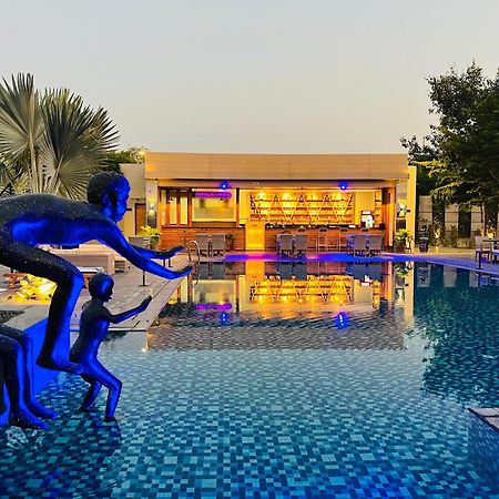 The Grand Arc Hotel & Convention Centre Shahjahanpur Екстер'єр фото