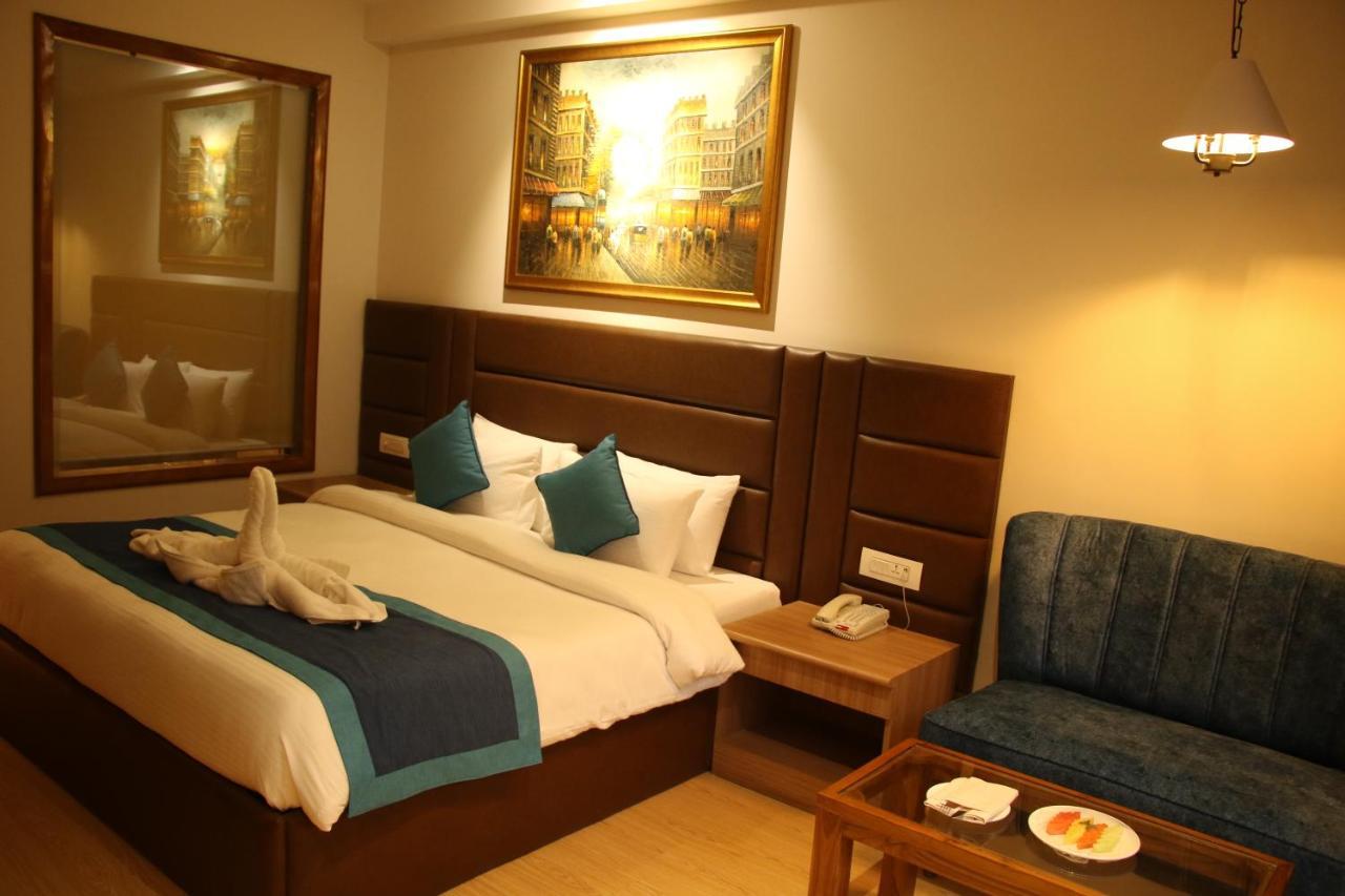 The Grand Arc Hotel & Convention Centre Shahjahanpur Екстер'єр фото