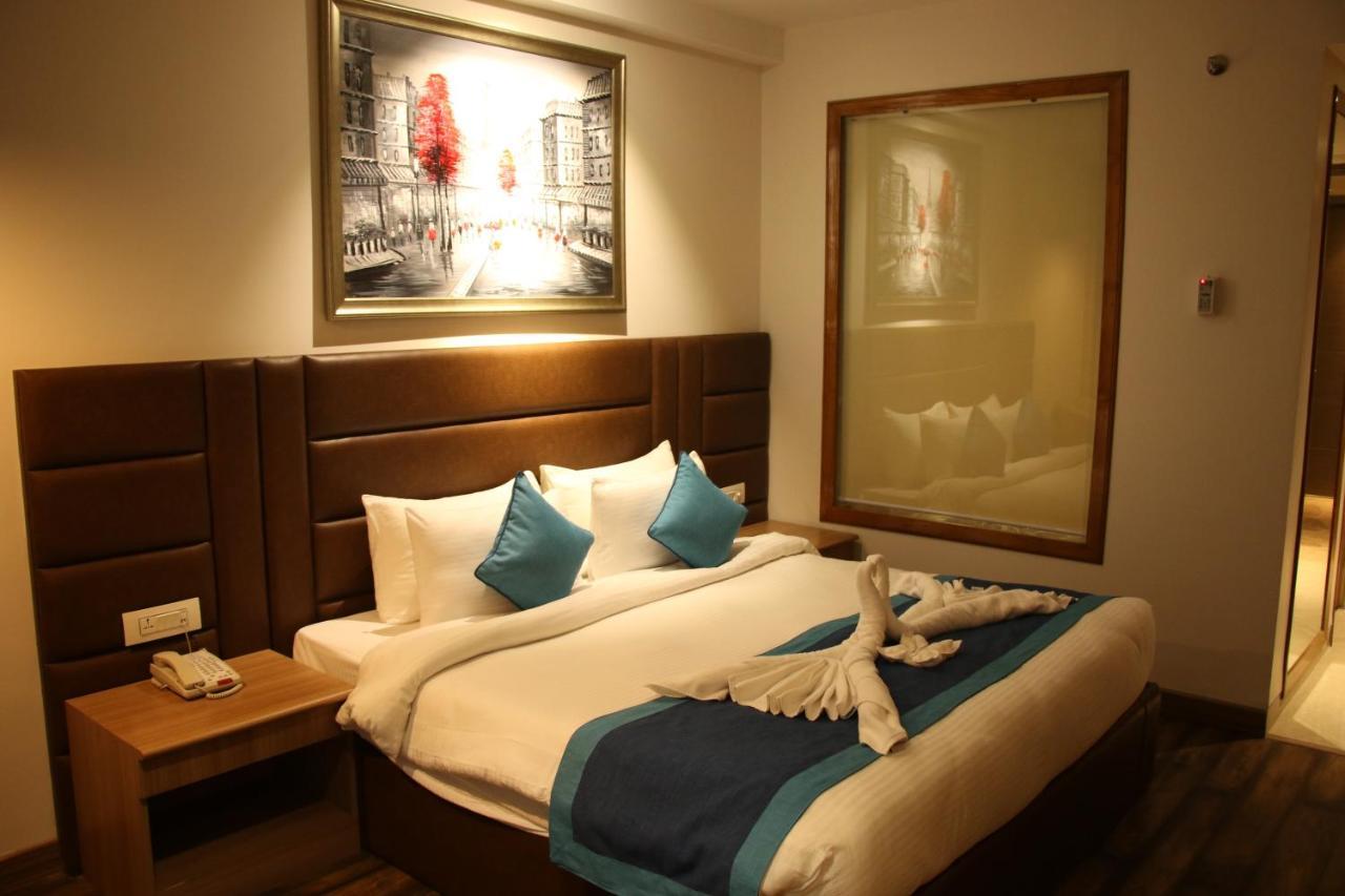 The Grand Arc Hotel & Convention Centre Shahjahanpur Екстер'єр фото
