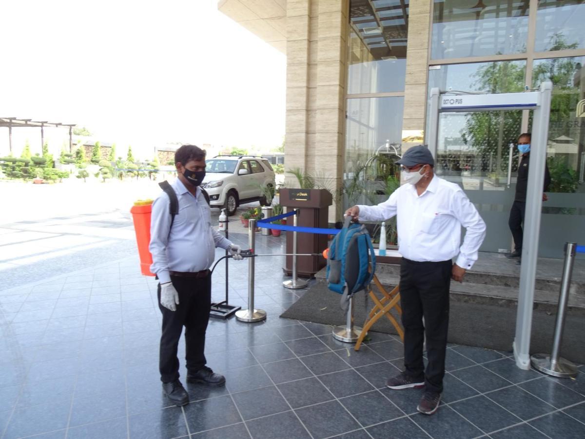 The Grand Arc Hotel & Convention Centre Shahjahanpur Екстер'єр фото