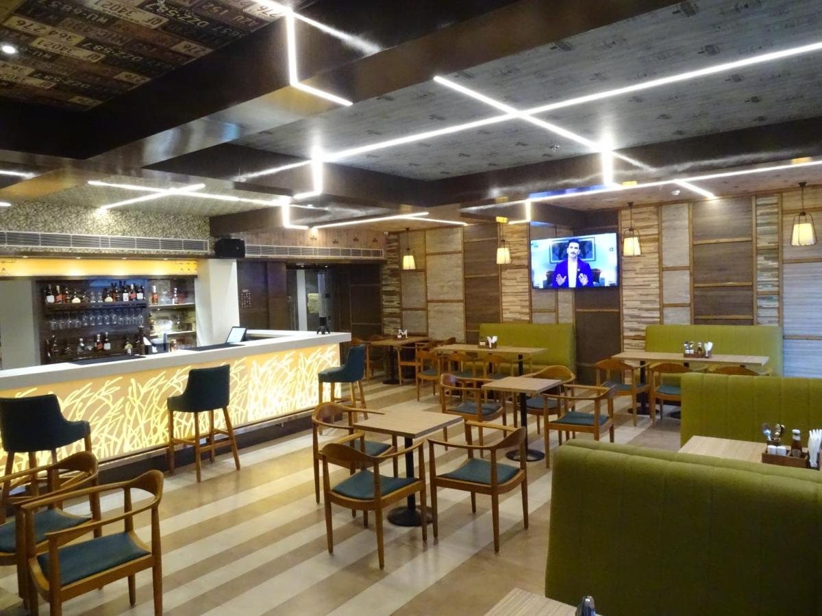 The Grand Arc Hotel & Convention Centre Shahjahanpur Екстер'єр фото