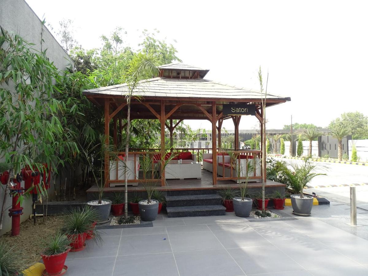 The Grand Arc Hotel & Convention Centre Shahjahanpur Екстер'єр фото