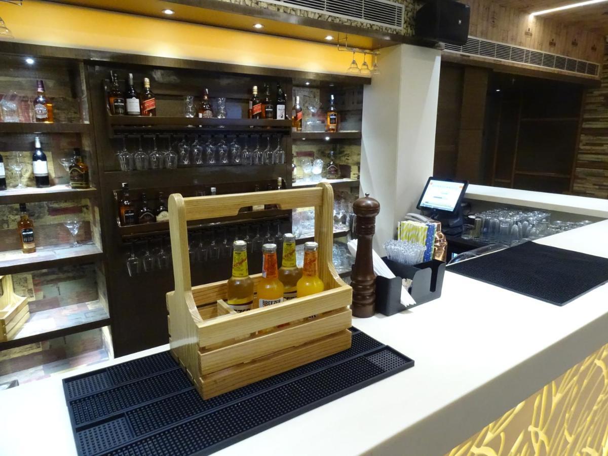 The Grand Arc Hotel & Convention Centre Shahjahanpur Екстер'єр фото