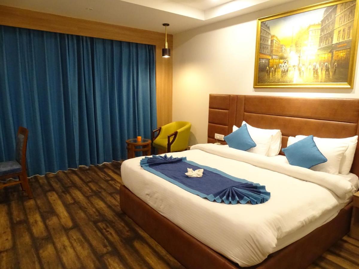 The Grand Arc Hotel & Convention Centre Shahjahanpur Екстер'єр фото