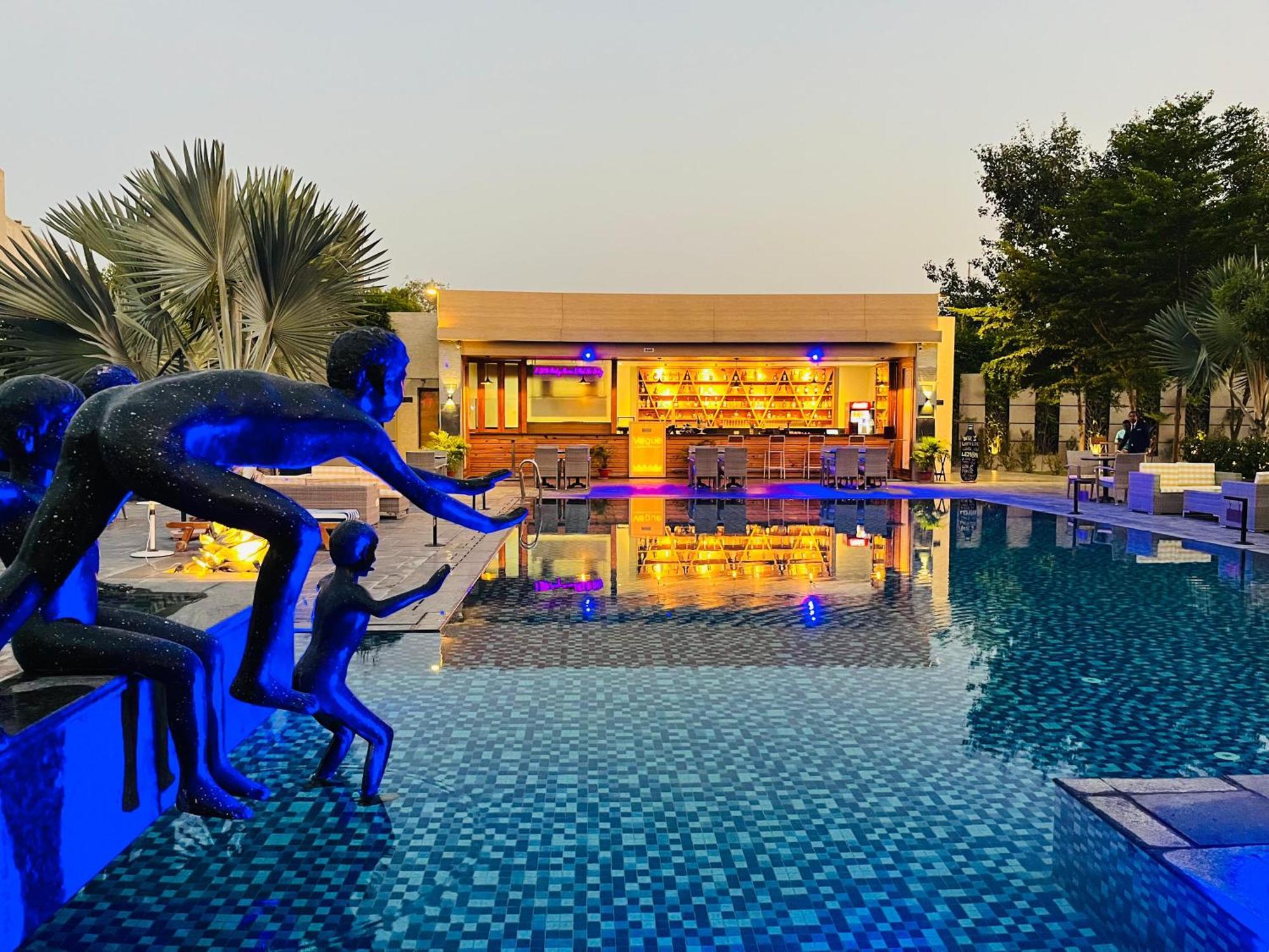 The Grand Arc Hotel & Convention Centre Shahjahanpur Екстер'єр фото